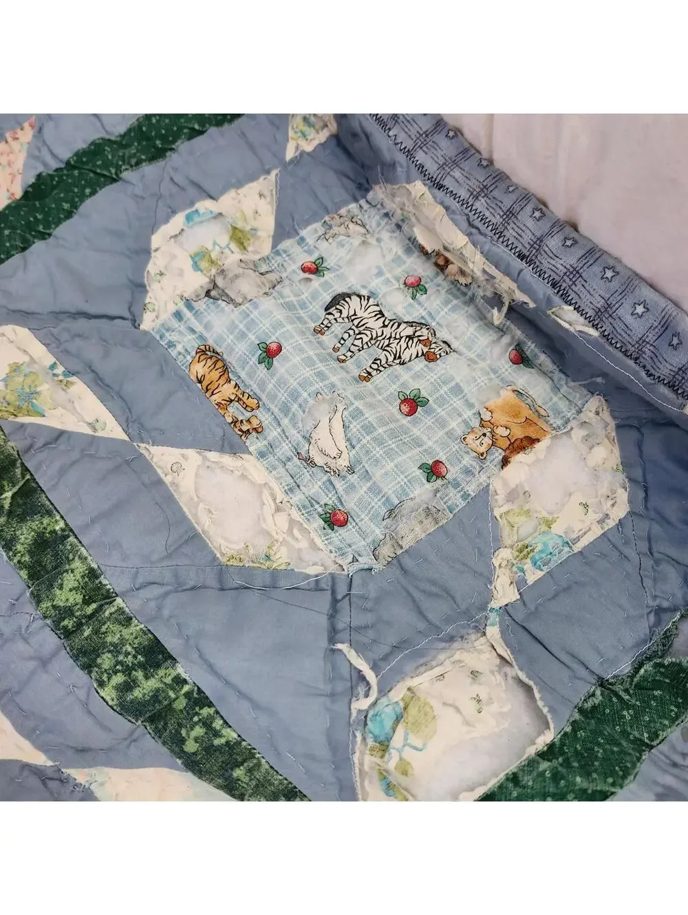 Handmade Quilt Farm Animals Print Throw Colorful Patchwork Shabby Chic Tattered